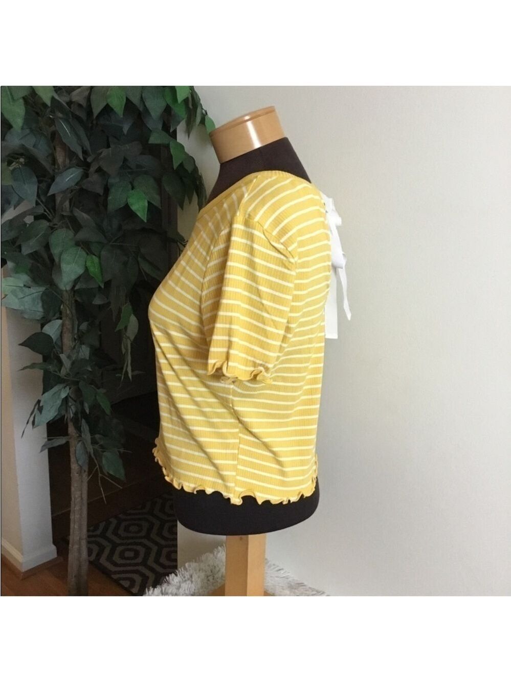 American Rag cropped short sleeve tee Woman’s Juniors size XXL stripes - Picture 10 of 14